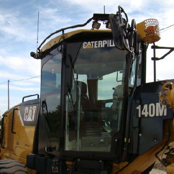 CATERPILLAR 140 M LIFTER