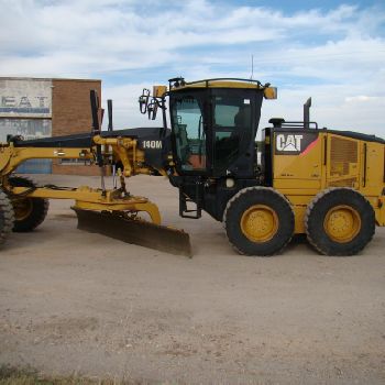 CATERPILLAR 140 M LIFTER