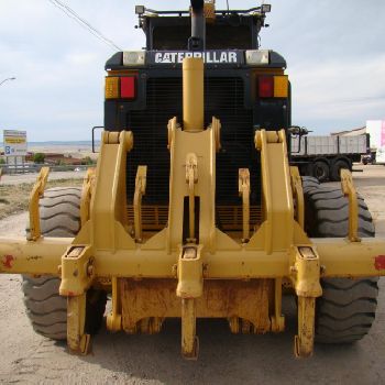 CATERPILLAR 140 M LIFTER