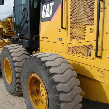 CATERPILLAR 140 M LIFTER