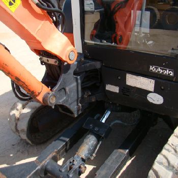 MINI-EXCAVATOR KUBOTA U 35-3A2