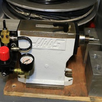 HAAS 4TH AXIS ROTARY TABLE W/TAILSTOCK Our stock number: 11440