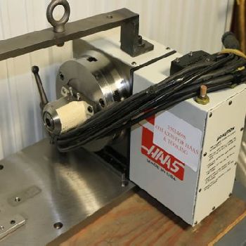 HAAS 4TH AXIS ROTARY TABLE W/TAILSTOCK Our stock number: 11440