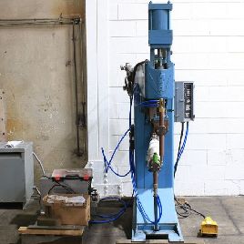 100 KVA LORS 1100AP-1 TYPE DE PRESSE SPOTWELDER, MFG: 1979 Notre numéro de stock: 11172