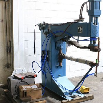 100 KVA LORS 1100AP-1 PRESS TYPE SPOTWELDER, MFG:1979 Our stock number: 11172