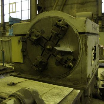 Horizontal lathe KRAMATORSK 1A825103F2