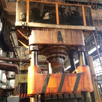 Hydraulic press DB-2240