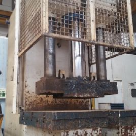 Egyengető prés - Egy oszlop - MAE - HY S 315 S