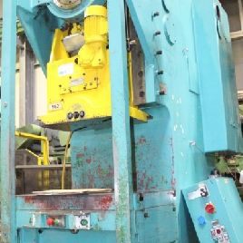 Einständerexzenterpresse - ZTS - Kosice - LE 160