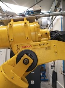 Robot; Fanuc S-420 iF