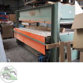 ОТТ шпона пресс-тип 300 KD-U / 2750 х 1350 мм