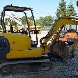 KOMATSU PC27 R MINIKOPARKA (# 1322)