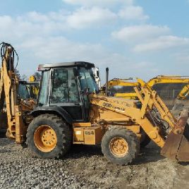 CASE 580 SLE BACKHOE LOADER (# 526)