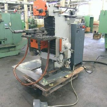 CNC - Universal Milling and Drilling Machine HECKLER & amp; COOK AT 444 A