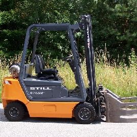 Apilador de gas STILL R70-20 agarradera de pacas