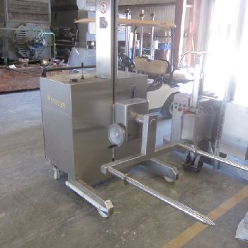 102233 PACKAGING/MATERIAL HANDLING