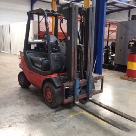 FENWICK H25 - 2.5T GAS SHOCK TROLLEY