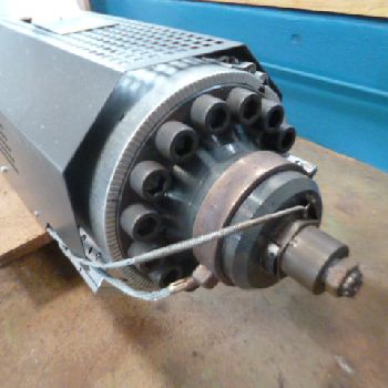 SCREW HOLE FOR DEMAG 500T