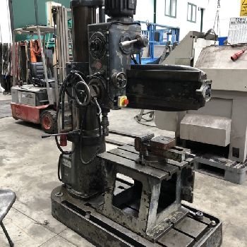 UCIMU RADIAL DRILL