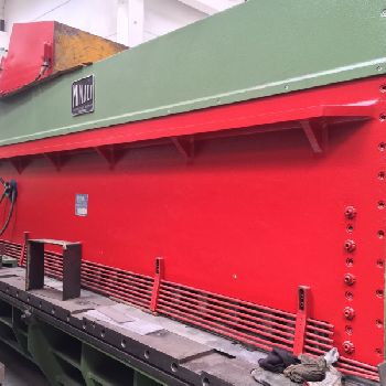 MINIMUM HYDRAULIC SHEAR 4000 X 10