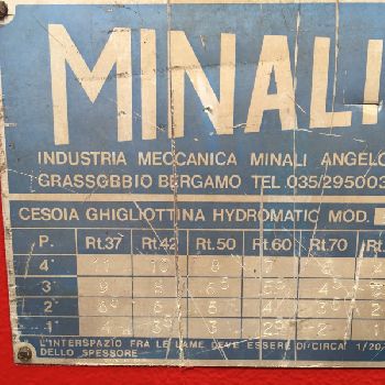 MINIMUM HYDRAULIC SHEAR 4000 X 10