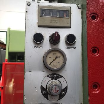 MINIMUM HYDRAULIC SHEAR 4000 X 10