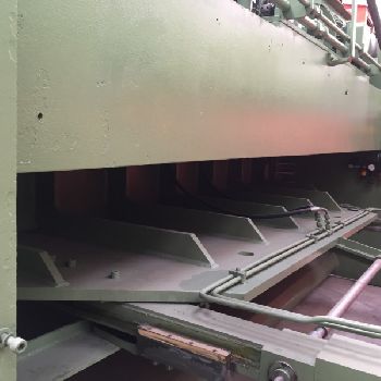 MINIMUM HYDRAULIC SHEAR 4000 X 10