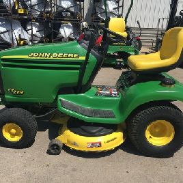 2000 John Deere LX279