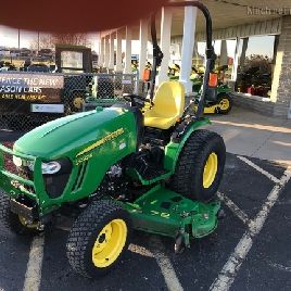 2013 John Deere 2032R