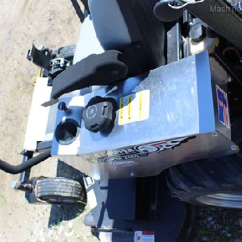 2013 Dixie Chopper DI2460