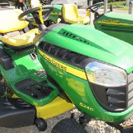 2017 John Deere S240