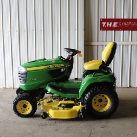 John Deere X738