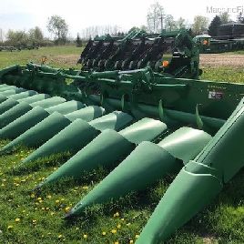 2016 John Deere 612FC