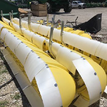 2019 Willmar SPK 645 set of row hoods for a sprayer