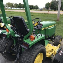 1990 John Deere 855