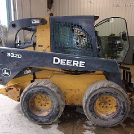 2012 John Deere 332D
