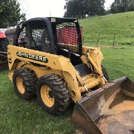 1999 John Deere 240