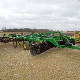 2012 John Deere 2720