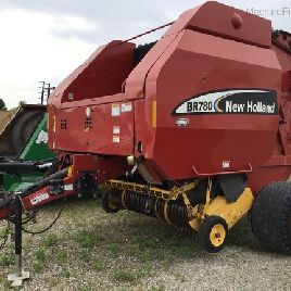 New Holland BR780