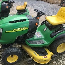 2012 John Deere L120