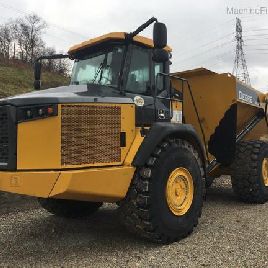 2019 John Deere 410E