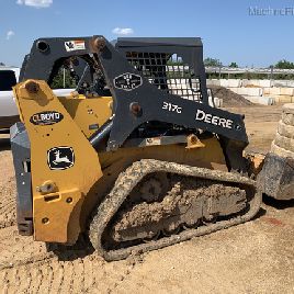 2016 John Deere 317G