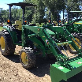 2016 John Deere 4044R