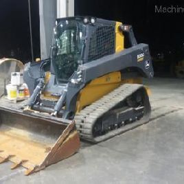 2017 John Deere 333g