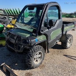 2013 John Deere xuv825i