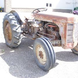 1960 Massey Ferguson T O 35