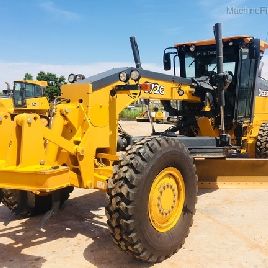 2014 John Deere 672G