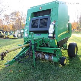 2010 John Deere 854 Silage Special