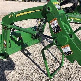 2018 John Deere 220r