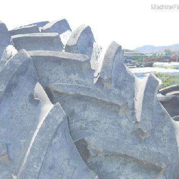 2017 AGRI PRODUCTS 380/90R50